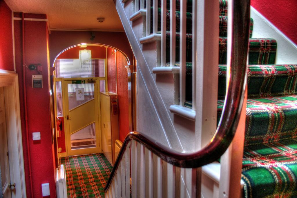 Atticus Central Guest House Aberdeen Exteriér fotografie